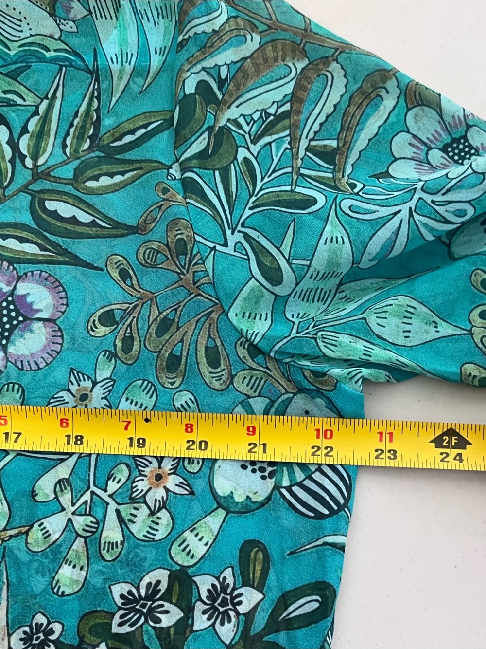Soft Surroundings Luau Garden Floral Sheer Pintuck Button Front Blouse Sz L - Picture 13 of 14